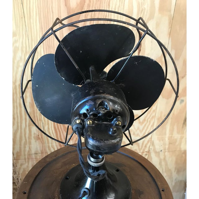 Emerson Vintage 1936 Emerson 6250 10” Electric Fan - Restored For Sale - Image 4 of 6