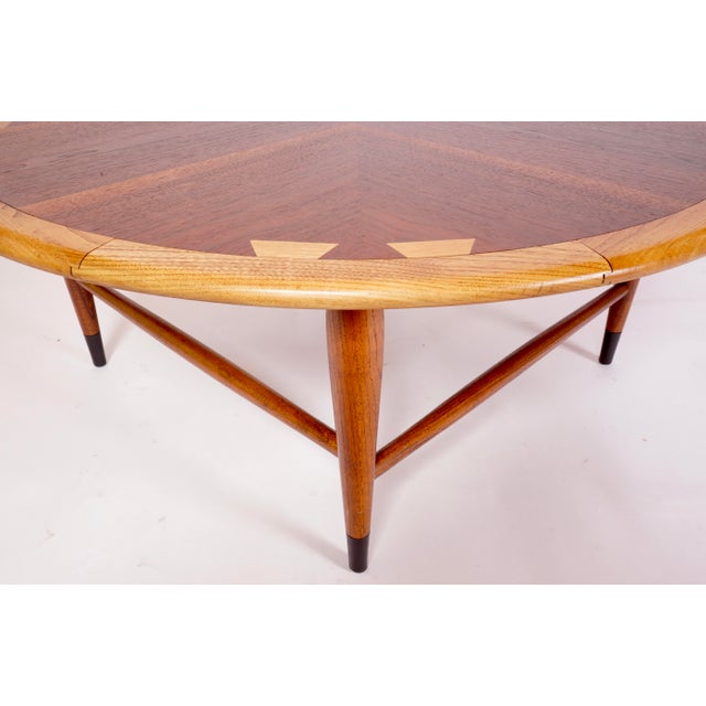 1960s Vintage Mid Century Lane Acclaim Round Dovetail Coffee Table For Sale - Image 9 of 11