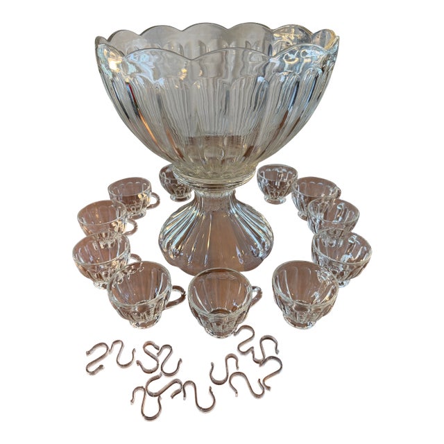 Early 20th Century Anchor Hocking Colonial Punch Bowl With Stand - 26pcs For Sale