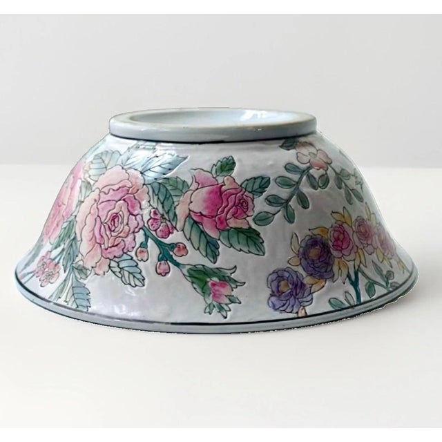 Ceramic Hand‑Painted Chinoiserie Floral Bowl For Sale - Image 7 of 8