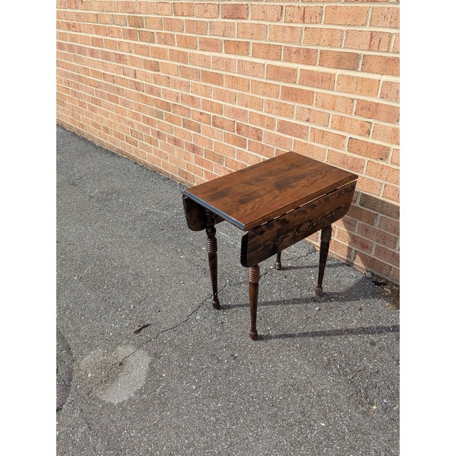 Traditional Vintage Federal Style Hand-Painted Pine Drop-Leaf Side Table, Circa 1925 For Sale - Image 3 of 8
