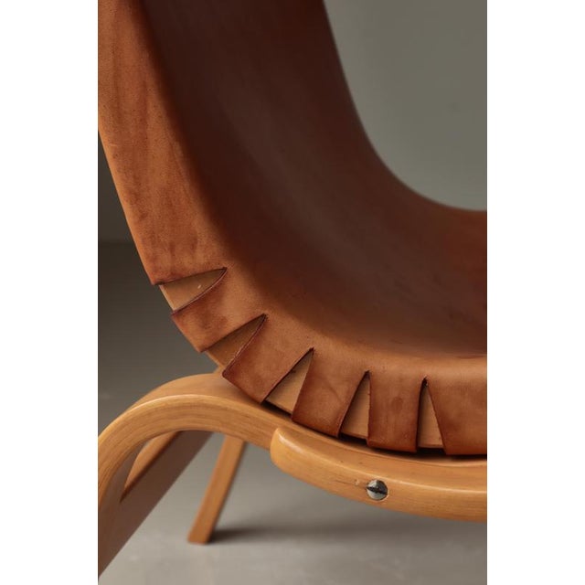 Brown Scandinavian Modern Eva Lounge Chairs in Saddle Leather by Bruno Mathsson for Dux, 1970s, Set of 2 For Sale - Image 8 of 18
