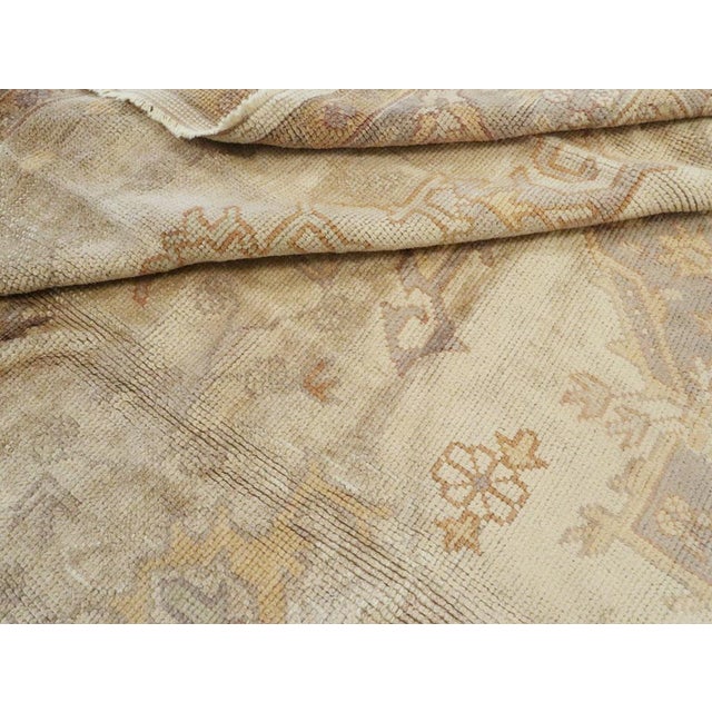 Textile Galerie Shabab Collection Mid-20th Century Turkish Oushak Room Size Carpet For Sale - Image 7 of 7