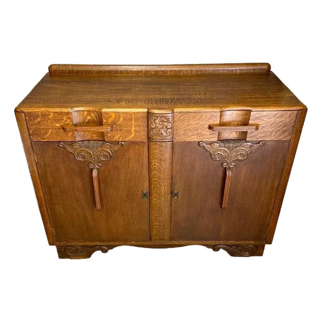 Antique c.1920's Art Deco Quarter Sawn Oak Sideboard Buffet For Sale