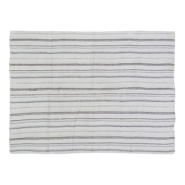 Vintage Turkish Hand Knotted Flatweave Kilim, 4'6x6'1 For Sale