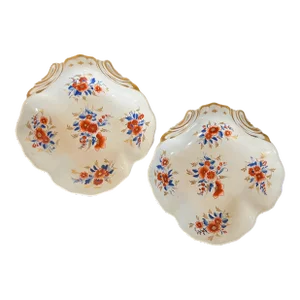 Antique Early 19th Century Derby Porcelain Shell Shape Dishes in an Imari Pattern With Floral Sprig in Red White & Blue - a Pair