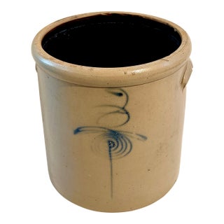 Early Red Wing Pottery 3 Gallon Stoneware Crock Bee Sting Salt-Glaze Design and Applied Handles For Sale