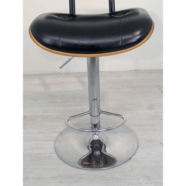 Vintage Swivel Bar Stool, 1960s For Sale - Image 7 of 16