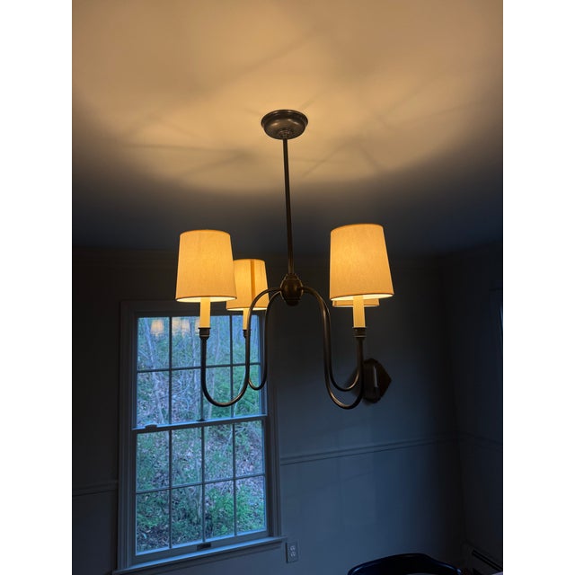 In perfect condition. Canopy Height 2", Diameter 5.25" Fixture Height 16", Diameter 26", Weight 8Lbs Maximum Hanging...