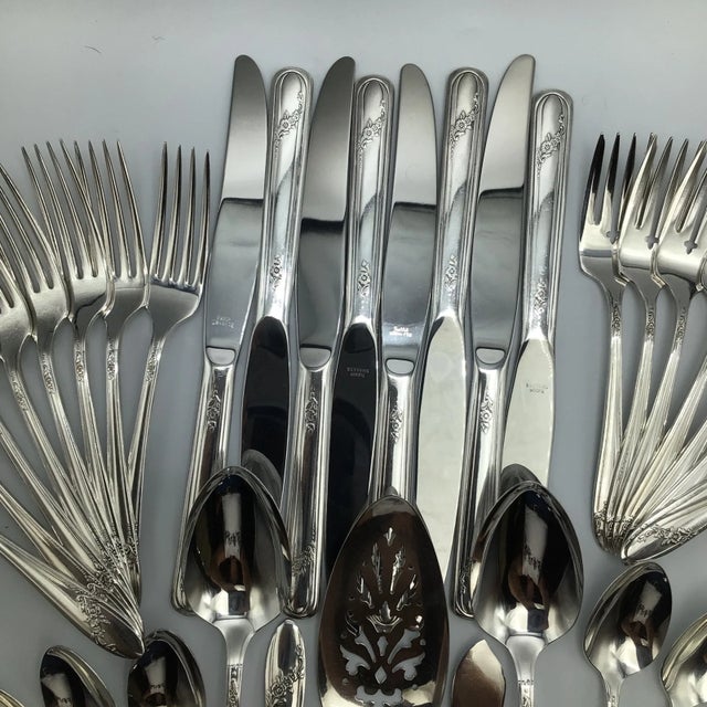 Oneida Oneida Tudor Silver Plate Flatware - 40 Pieces For Sale - Image 4 of 13