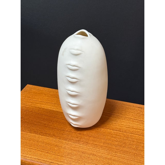 2020s Jonathan Adler Gala Lips Vase For Sale - Image 5 of 12