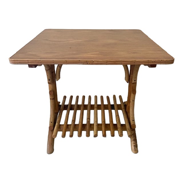 Coffee Table in Rattan For Sale