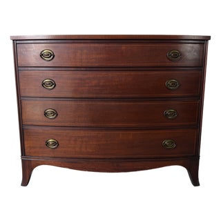 1970’s Vintage Drexel Georgian-Style Mahogany Bow Front Chest of Drawers For Sale