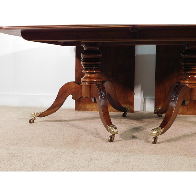 English Traditional Henredon Historic Natchez Collection Mahogany