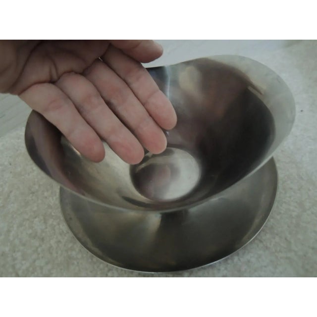 Serving Dish with Attached Plate/Spoon Rest Stainless Steel Gravy Bowl Vtg 60s Japan. This vintage 1960s stainless steel...