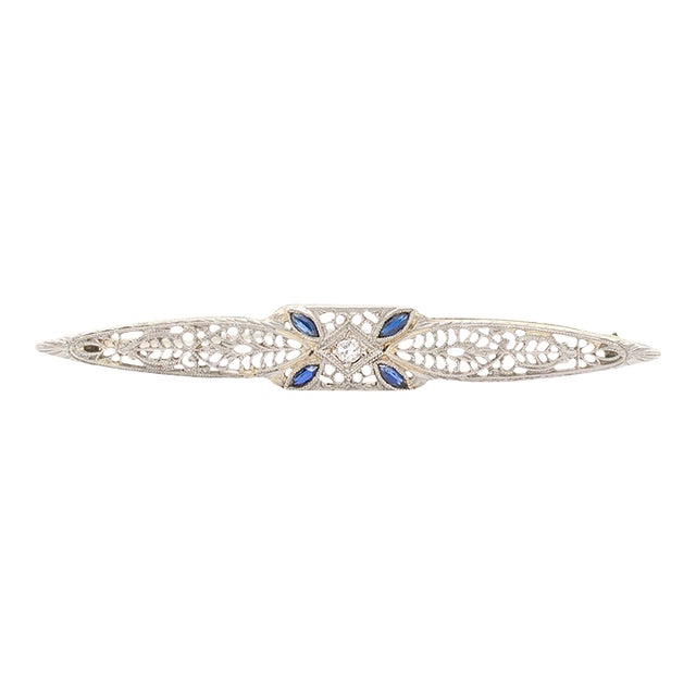 Antique Art Deco 14K White Gold Filigreed Diamond Sapphires Brooch For Sale