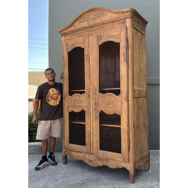 Late 20th Century Vintage Gusto Distressed Wire Front Linen Press For Sale - Image 5 of 12