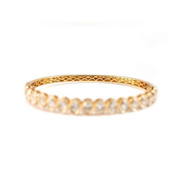 Gender: Ladies Metal Type: 18K Yellow Gold Length: 6.50 inches Width: 6.50 mm Weight: 15.78 grams Ladies 18K yellow gold,...