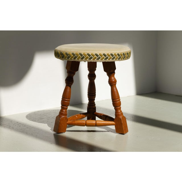 Wood Mid-Century Danish Oak Tripod Stool, 1950s For Sale - Image 7 of 18