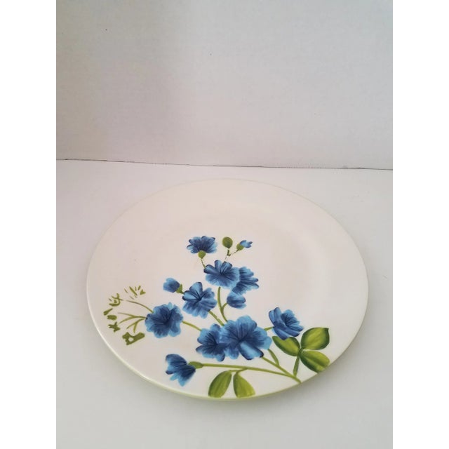 1980s 1980s "Garden Bouquet Home Studio" Ceramic Floral Decorative Dinner Plates - Set of 4 For Sale - Image 5 of 8