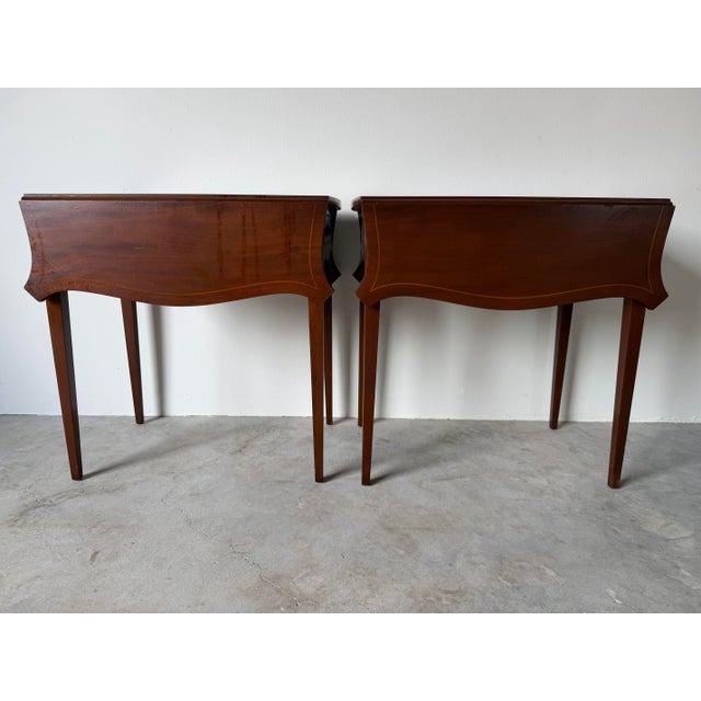 Vintage Mahogany Pembroke Drop-Leaf Nightstands – Pair For Sale - Image 12 of 13