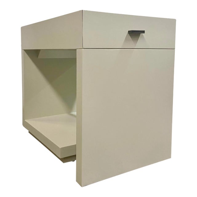 Caracole Modern Off-White Expressions End Table For Sale