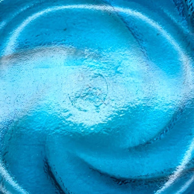 Blue Fenton Cobalt Blue Swirl Art Glass Dish — Mid-Century Modern, 8" For Sale - Image 8 of 8