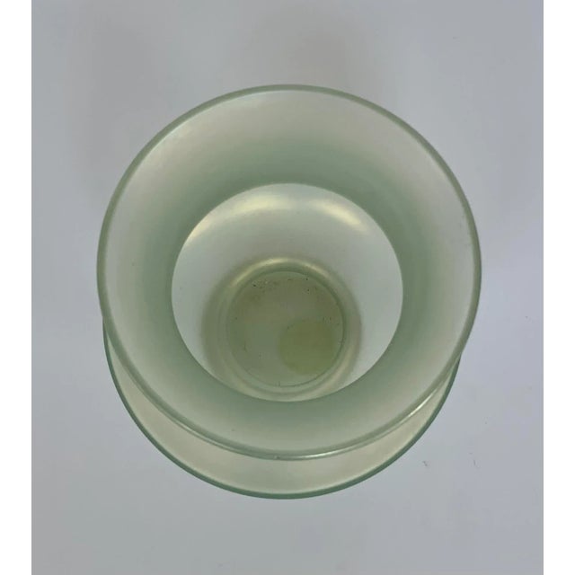 Timeless modern Vintage Stuben Verre De Soie Art Glass vase, circa 1930’s