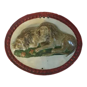 Antique Early 19th Century English Staffordshire George III Pearlware Prattware Oval Wall Plaque of Two Recumbent Lions Circa 1800
