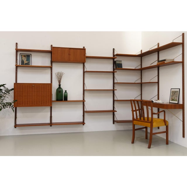 Danish Six-Bay Modular Teak Corner Wall Unit by Poul Cadovius for Cado, 1960s For Sale - Image 18 of 18