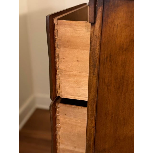 Wood Vintage Five-Drawer Chest of Drawers in Rich Walnut Finish – Refinished Wood Dresser For Sale - Image 7 of 12