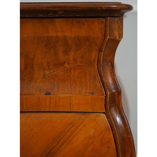 Italian Marquetry Inlaid Bombe Commode Chest For Sale In Philadelphia - Image 6 of 18