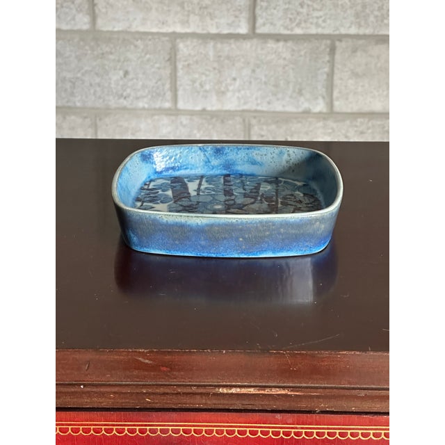 Mid-Century Modern 1960s Fajance Plate With Blue Flowers by Johanne Gerber for Royal Copenhagen For Sale - Image 3 of 5