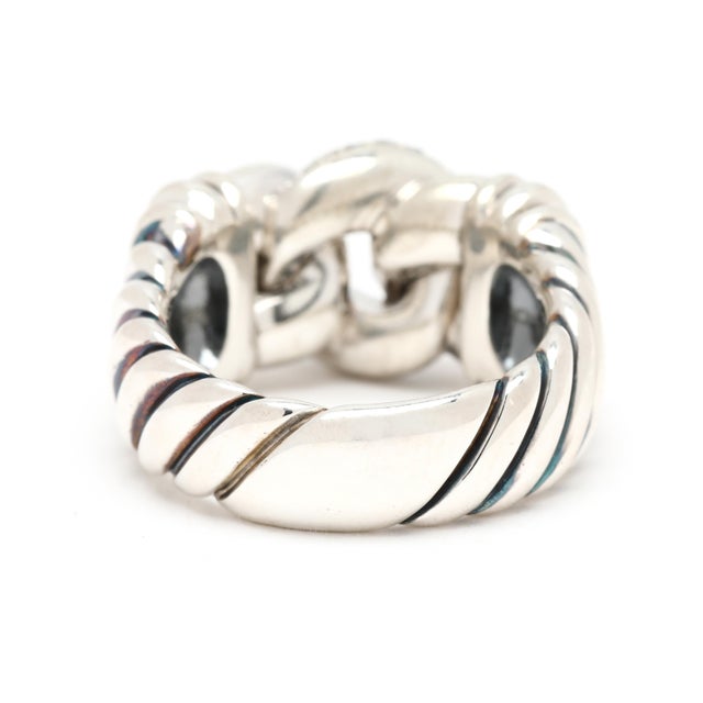 Modern David Yurman .30ctw Diamond Belmont CurbChain Ring, Sterling Silver, Ring Size 6 For Sale - Image 3 of 6
