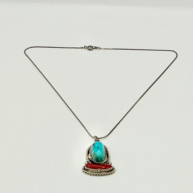 1970s Vintage Southwestern Navajo Boho Chich Turquoise, Coral & Sterling Pendant Necklace For Sale - Image 6 of 13
