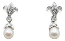 Example of Drop and Dangle Earrings in Wichita