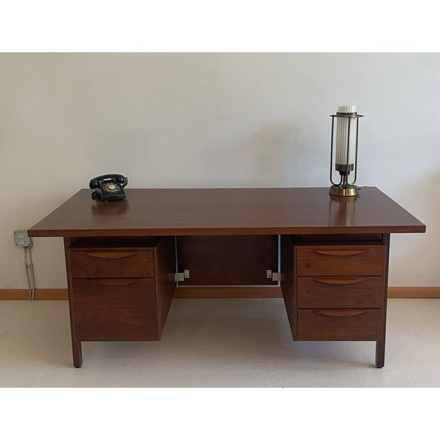 Jens Risom Mid Century Walnut Wood Executive Desk 1960s For Sale - Image 10 of 12