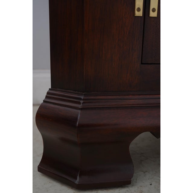 Henkel Harris Mahogany Corner Cabinet For Sale - Image 14 of 18