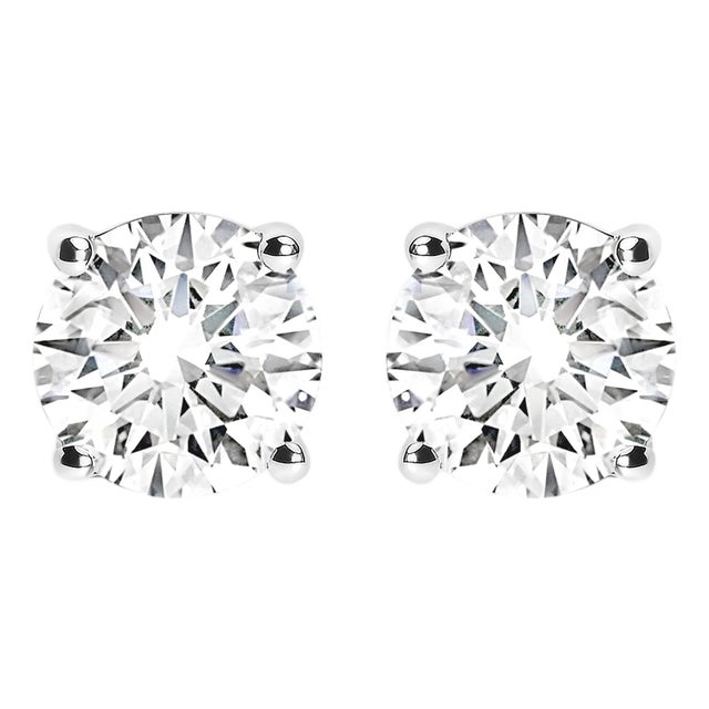 14K White Gold 2 3/4 Cttw Round Brilliant-Cut Lab Grown Diamond Classic 4-Prong Stud Earrings (F-G Color, VS1-VS2 Clarity) For Sale