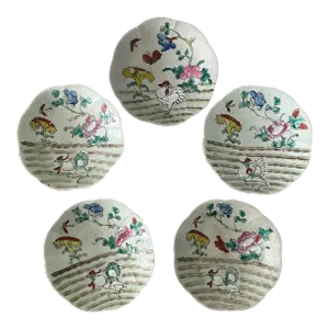 18th Century Qing Dynasty Footed Bowls- Set of 5