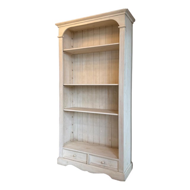 Farmhouse White Bookcase in Pine For Sale