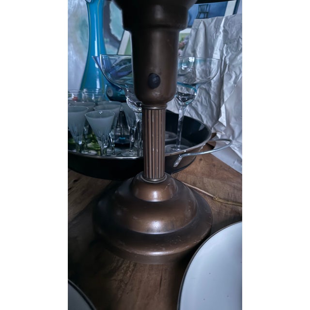 Solid brass flying saucer/ mushroom style table lamp to add a touch of deco style. This atomic era lamp is metal...