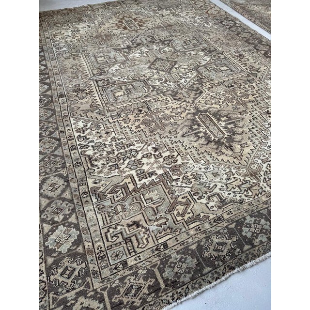 Vintage Heriz Abrash and Earthy Cool Palette Taupe Rug 9.4 x 12.5 For Sale - Image 14 of 14
