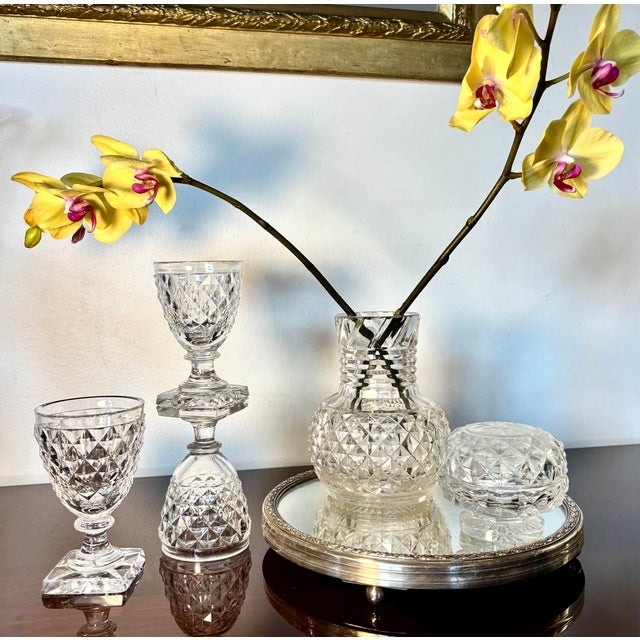 Pointed Diamond Vase, Glasses and Powder Box from Montcenis, Early 19th Century, Set of 5 For Sale - Image 4 of 18