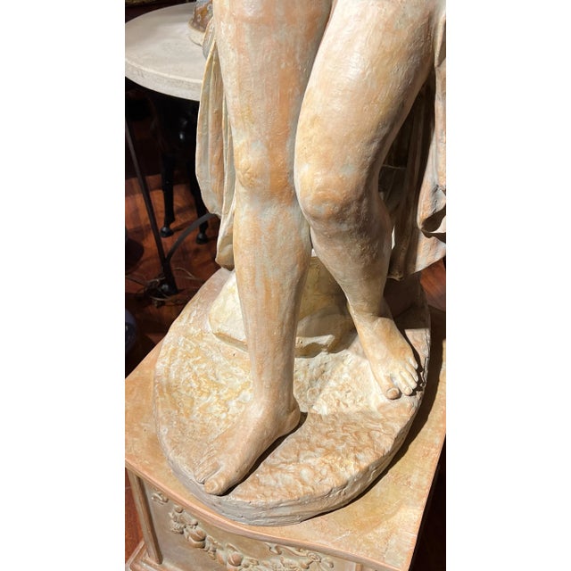 Lifesize Neoclassical Terracotta Figure of Bathing Venus For Sale - Image 4 of 12