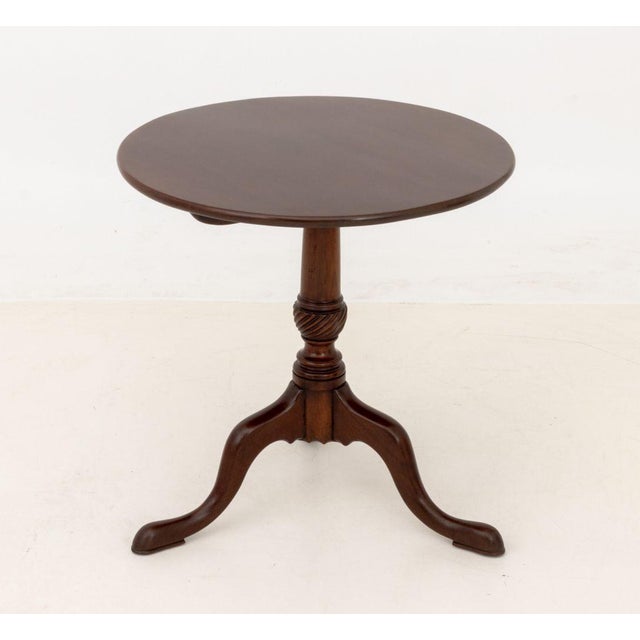 George III Mahogany Tilt-Top Table For Sale In New York - Image 6 of 8