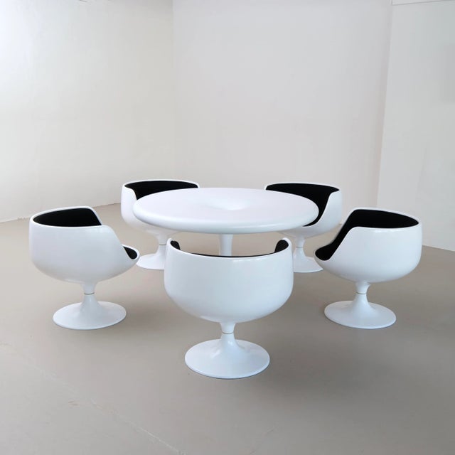 White Cognac Model Chairs & Santarelli Table from Asko, Set of 6 For Sale - Image 8 of 8