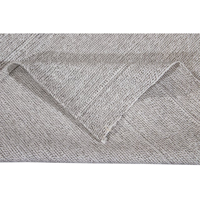 Contemporary Ivory and Gray Contemporary Flatweave Wool Rug 7 X 9 For Sale - Image 3 of 12