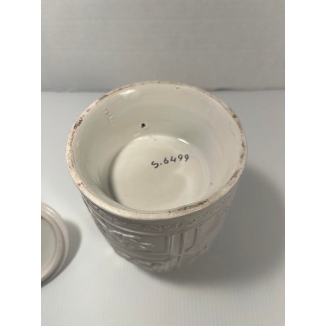 White Rare! Vintage White Ceramic Foo Dog Decorated Lidded Jar Made in Italy 7.5" For Sale - Image 8 of 11