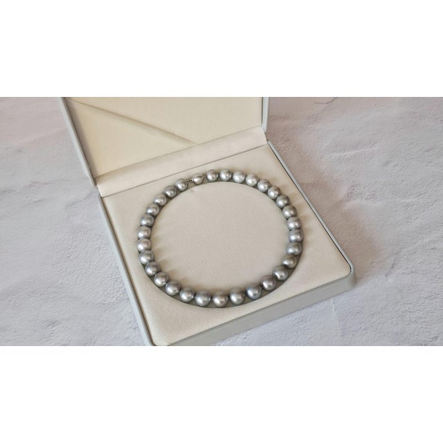 Tahitian Black Pearl Necklace, South Sea Pearls, 14k White Gold Clasp, 17" For Sale - Image 13 of 14